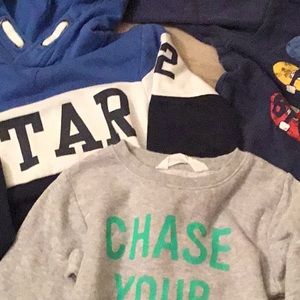 Toddler boys 2t-4t sweater/hoodie bundle